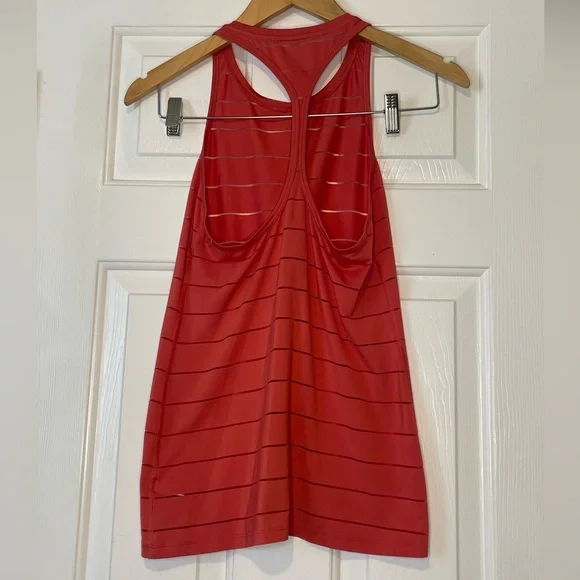 Athleta Racerback Tank Top 0200 - Picture 2 of 4